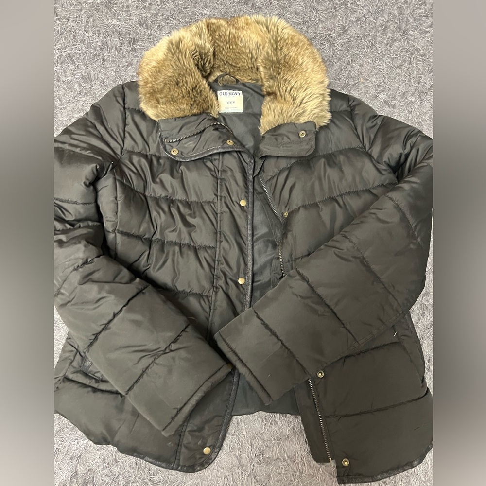 Y2K Black and Faux Fur Puffer Coat - Picture 11 of 15